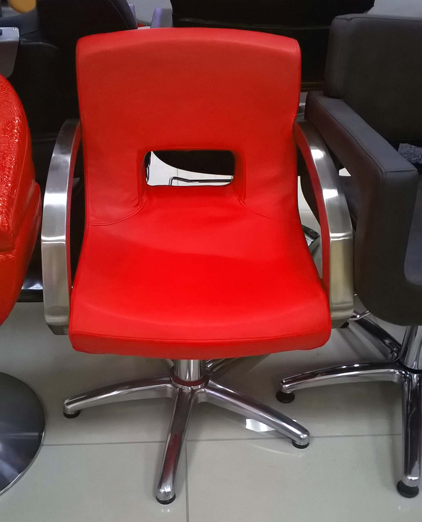 Парикмахерское кресло МД-2203